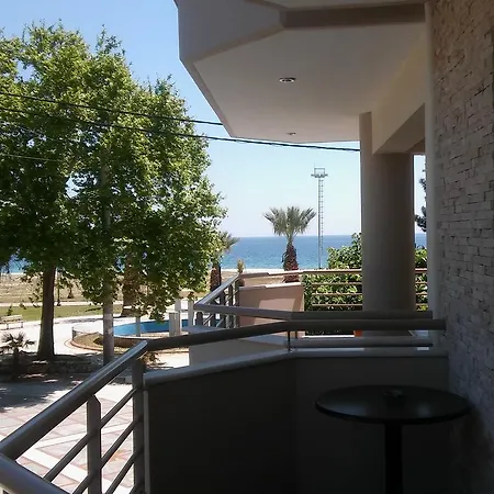 Al Mare Lejlighed